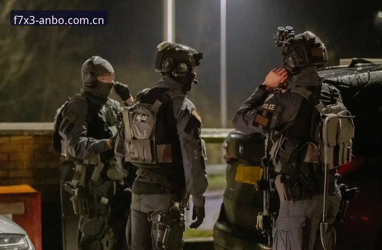 世界杯安保策略与安博体育平台体验：从英国警员缩减看赛事管理差异